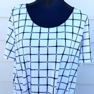Black & White Check Grid RICKI'S Tunic Top (XL)